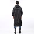 thumbnail image 2 of Poncho impermeable multifuncional para exteriores, de una pieza, para escalada, senderismo y con capucha para hombres y mujeres (talla única, color negro)., 2 of 6