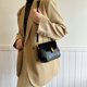 thumbnail image 3 of Bolso Sillín Elegante para Mujer Hombro PU Con Asa Superior Gran Capacidad, 3 of 9
