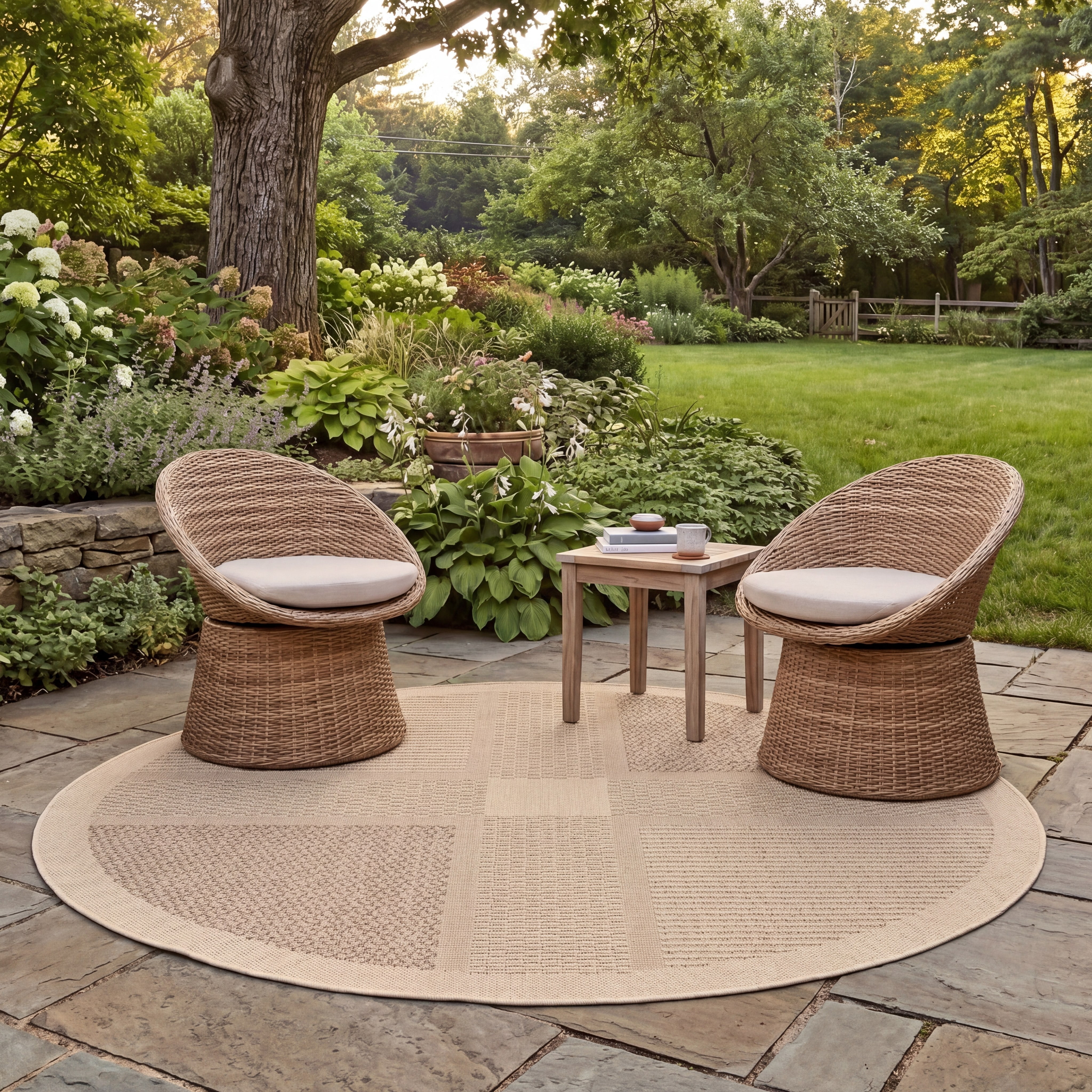 Safavieh Courtyard Eileen Geometric Indoor/Outdoor Area Rug, Natural/Brown, 6'7" x 6'7" Round