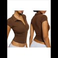 thumbnail image 3 of de Corta con Cuello en V y Botones para Mujer Color Café XL, 3 of 7