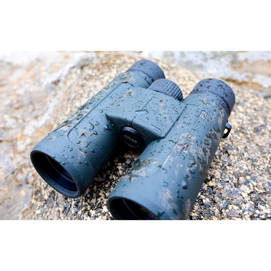 Restored Nikon PROSTAFF P3 10x42 Waterproof Fogproof Drop-Resistant Design Binocular with Reflective Silver-Alloy Coating, Black (Refurbished)