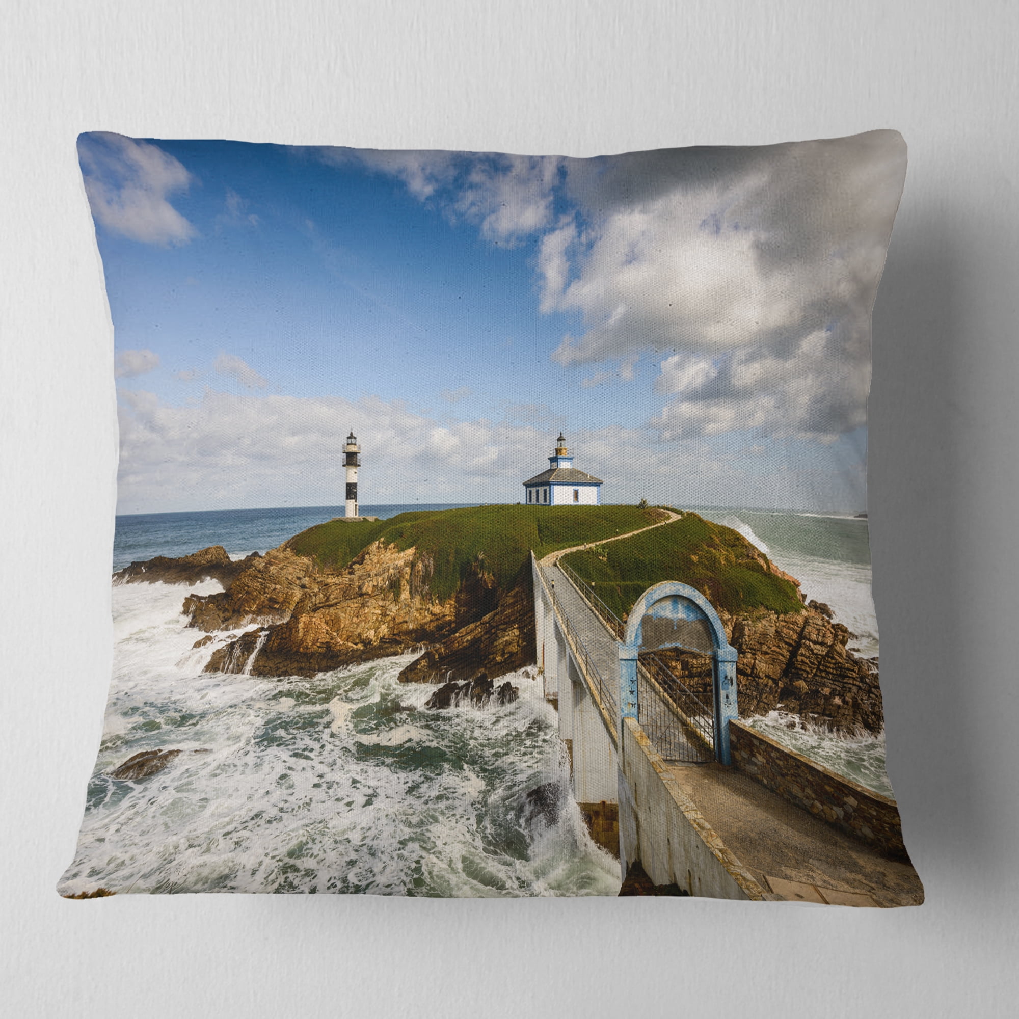 Designart Bright Illa Pancha Lighthouse - Seashore Photo Throw Pillow - 18x18