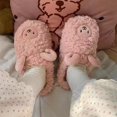 thumbnail image 1 of Zapatillas de algodón cálidas con suela gruesa y dibujos animados para hombre y mujer, zapatillas de algodón de invierno para otoño e invierno, zapatillas de pareja para interiores, 1 of 5