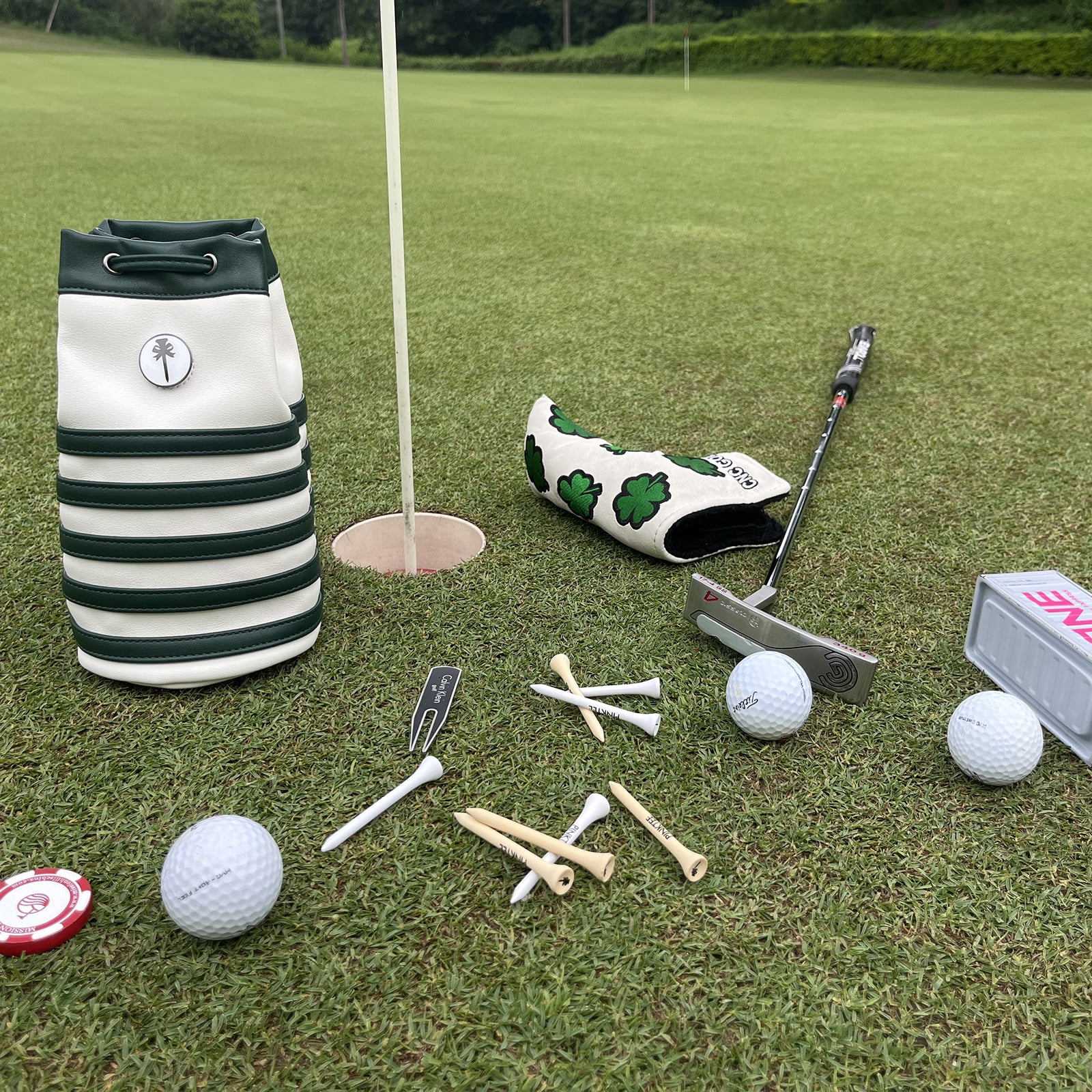 PINKTEE Golf Valuables Pouch Leather Golf Tee Pouch Ball Bag Bucket Waist Design with Removable Magnetic Ball Marker(green)