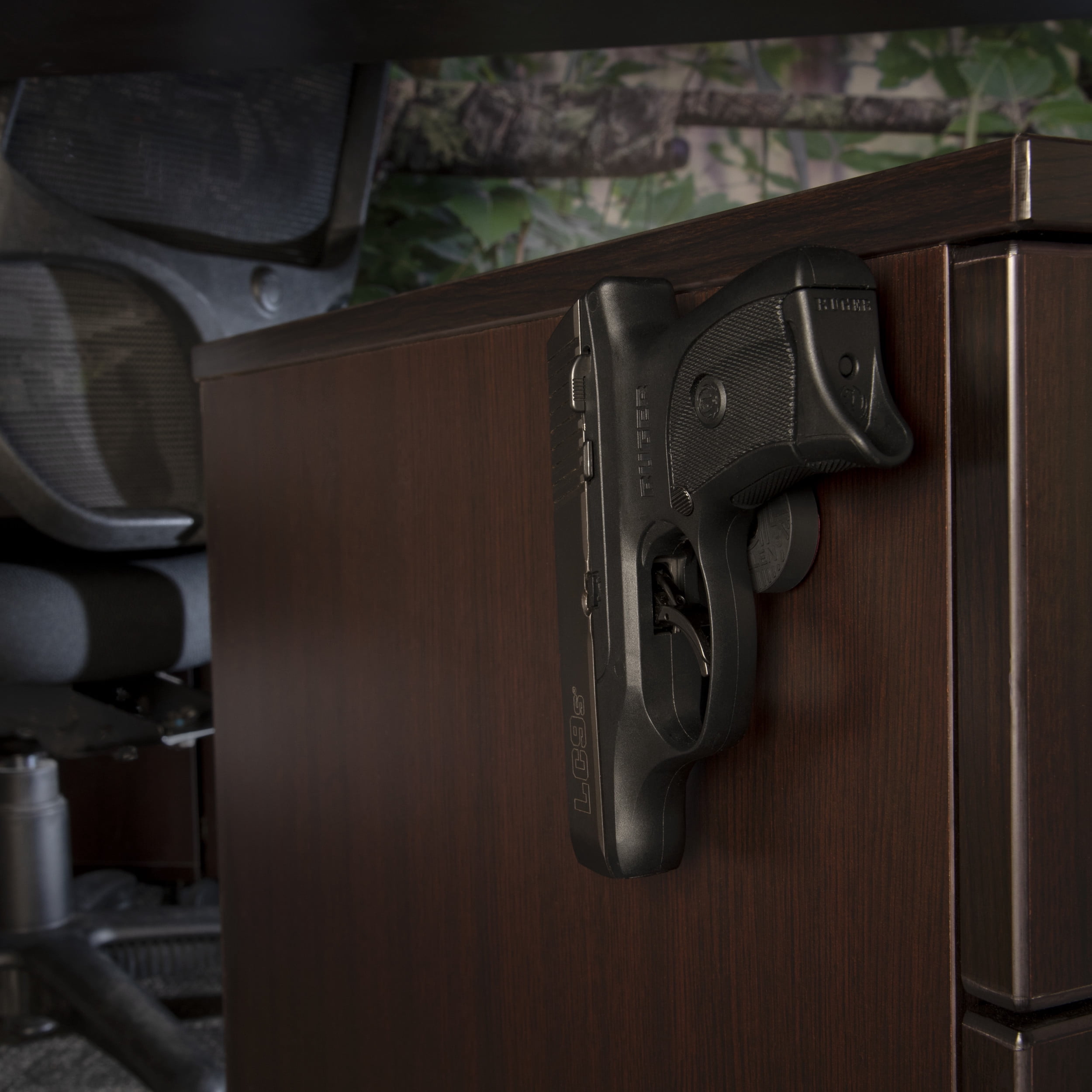 Allen Company 2-Piece Disc Firearm & Tool Magnet Set, Black