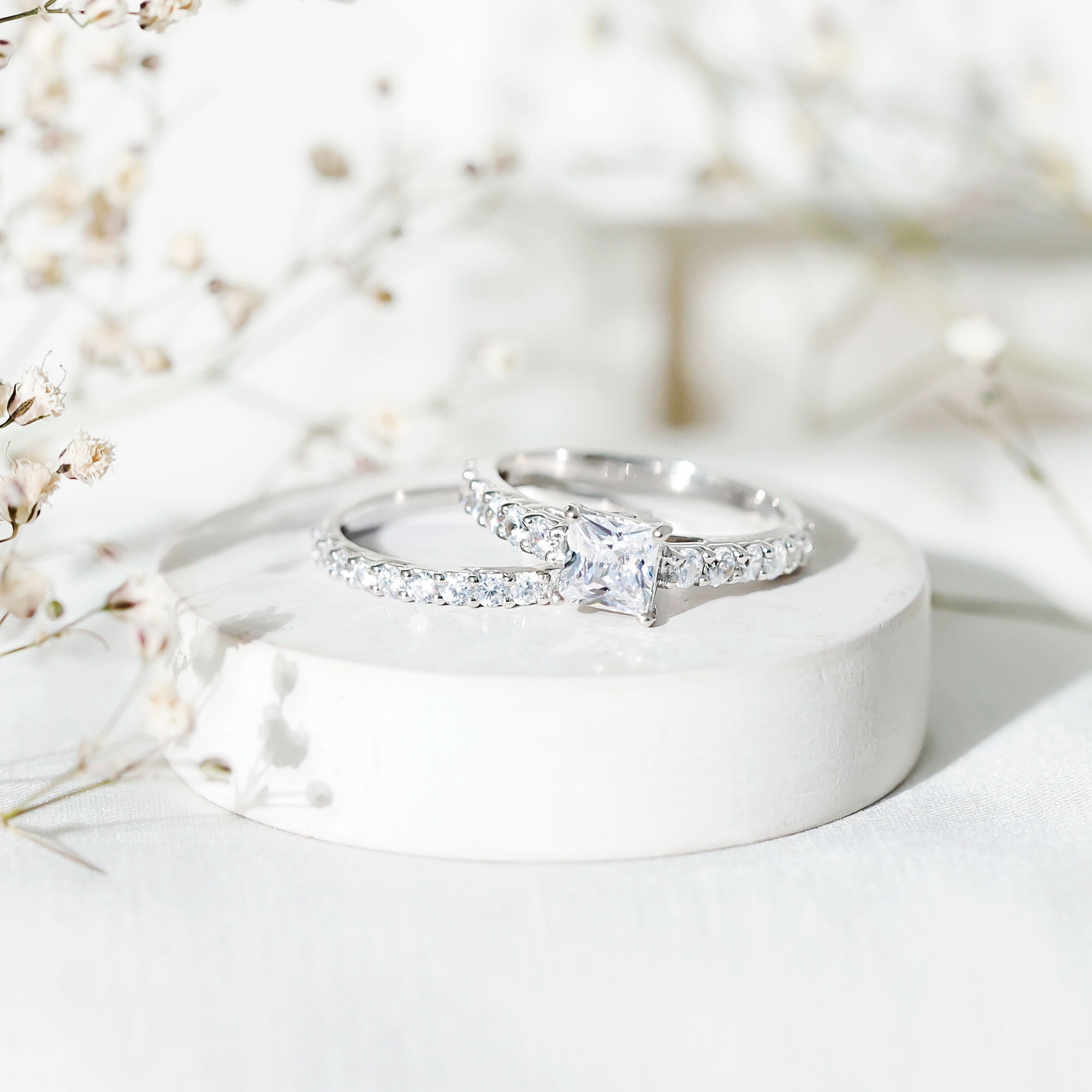Rosec Jewels Cubic Zirconia Wedding Ring Set for Bride - 1 Carat Princess Cut Engagement Ring with Enhancer - Jewelry Box Included, 10K White Gold, US 13.00