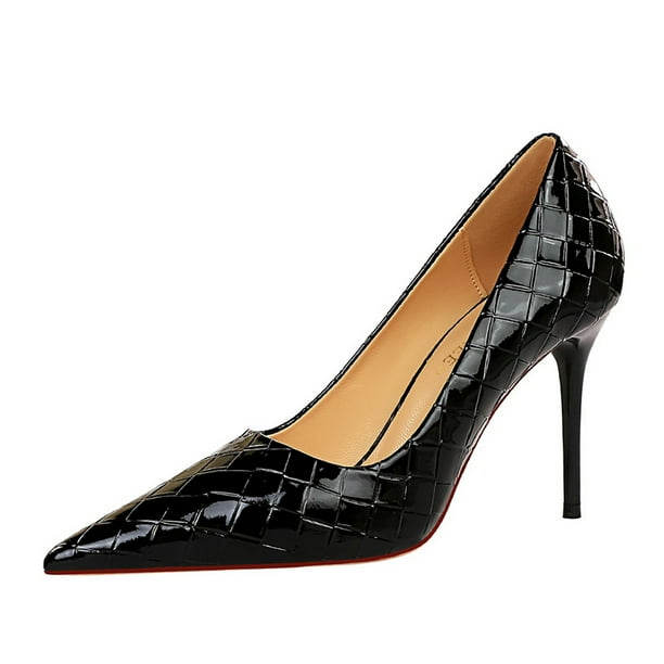 Shine patent deals leather shoes