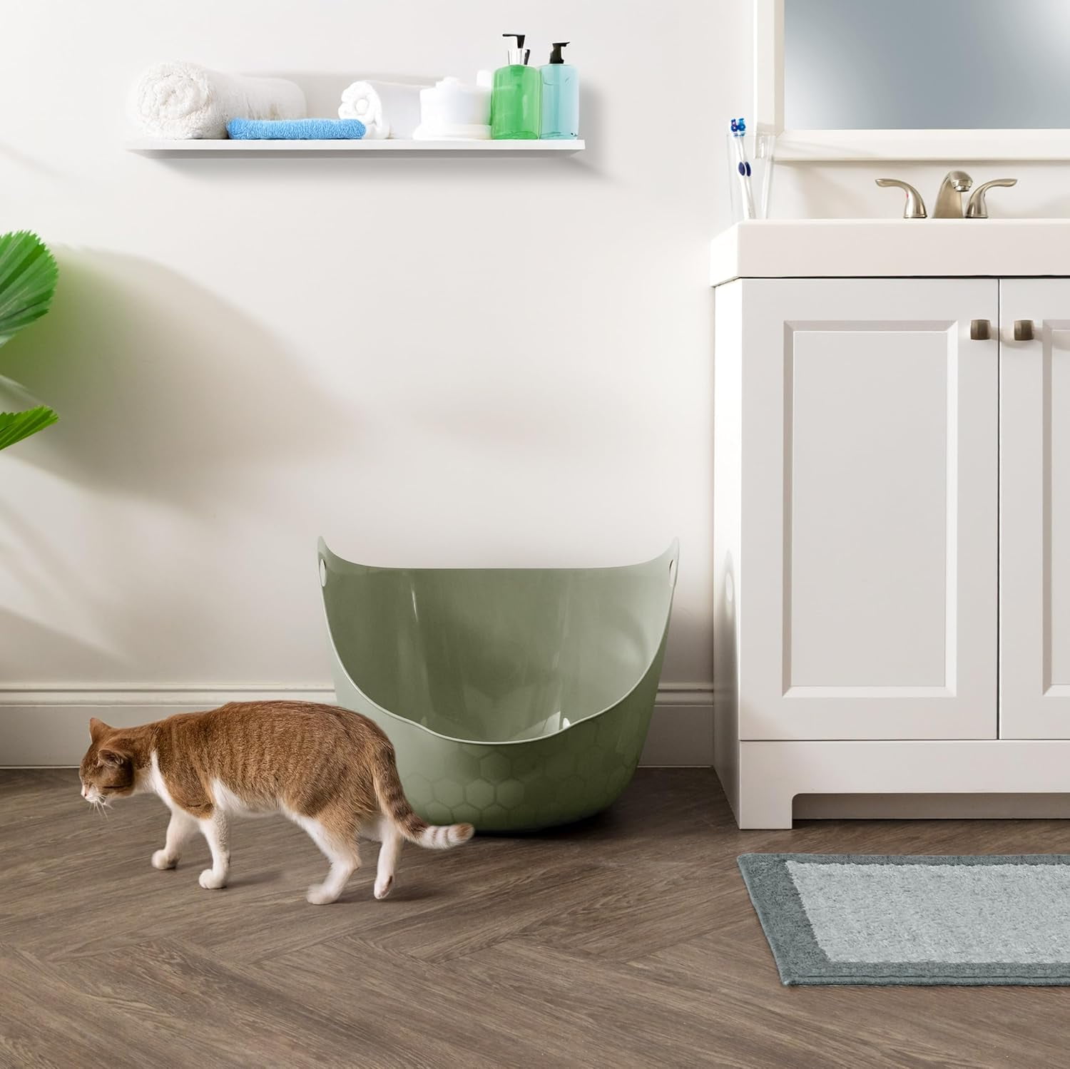 IRIS Cat Litter Box with High Walls and Handles, Made with Flexible Plastic, Sage Green