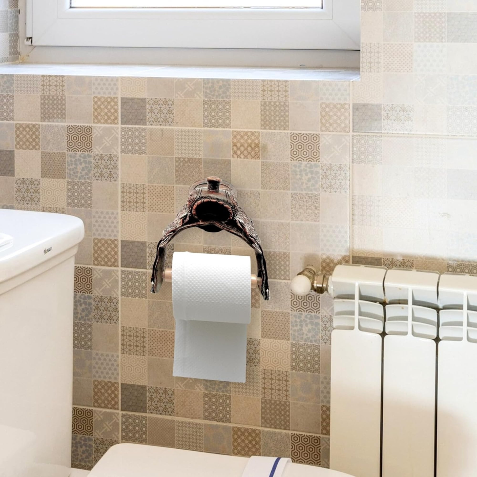 Rustic Resin Western Style Decorative Saddle Toilet Tissue Paper Roll Holder Dispenser Wall Mounted