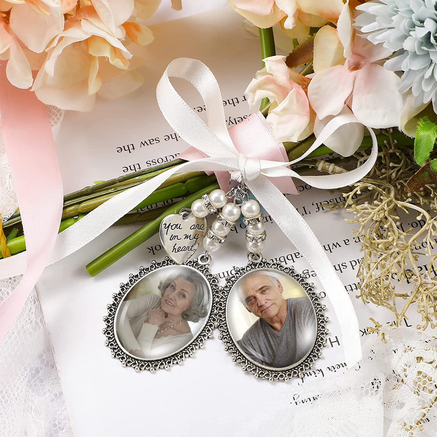 Lusofie Bouquet Charms for Wedding Memory Lacy Oval Wedding Bouquet Photo  Charms Angel Wing Memorial Bouquet Charms for Bridal Shower Bachelor Party