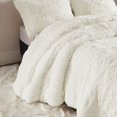 thumbnail image 3 of Gracie Mills Susie Solid Shaggy Long faux Duvet Cover Set - GRACE-13593, 3 of 5