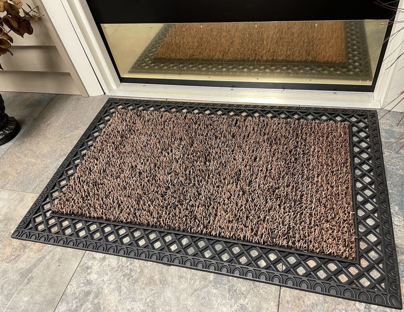 Clean Machine French Quarter Framed AstroTurf Scraper Doormat 23.5 x 35.5 inch Sandbar Brown Outdoor Use