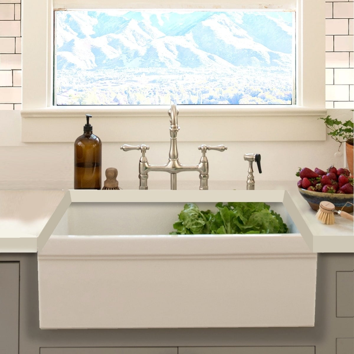 HIGHPOINT COLLECTION Decorative Farmhouse Fireclay Sink and Brushed