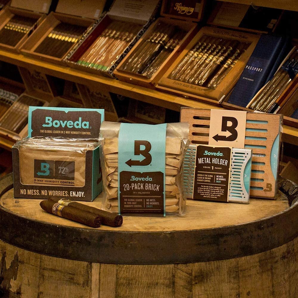 Boveda 72% RH 2-Way Humidity Control – Restores & Maintains Humidity – All  In One Solution For Humidification- Patented Technology for Cigar Humidors  – Convenient & Versatile - 4 Count Resealable Bag 