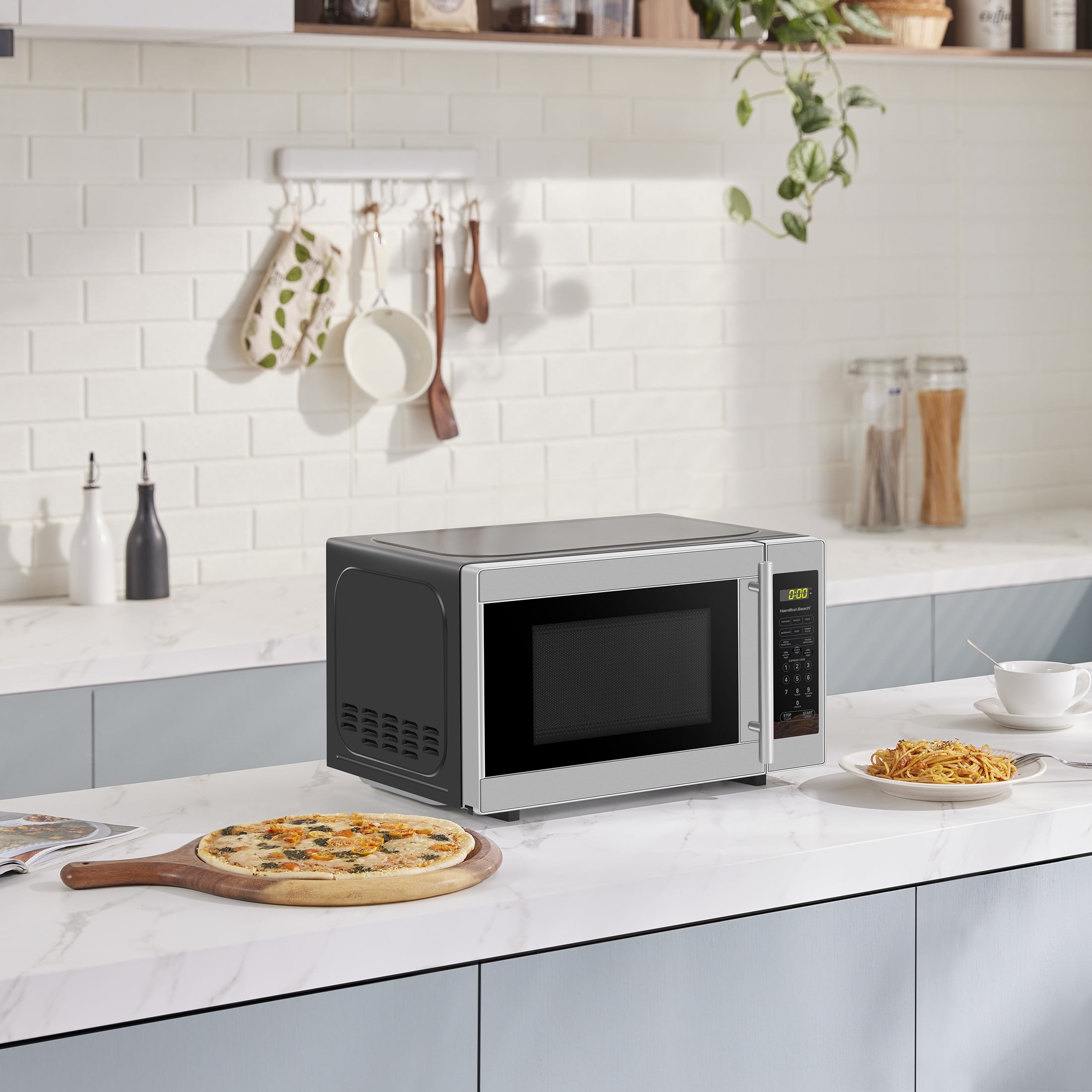 Micro-ondes Hamilton Beach 0,7 pi³