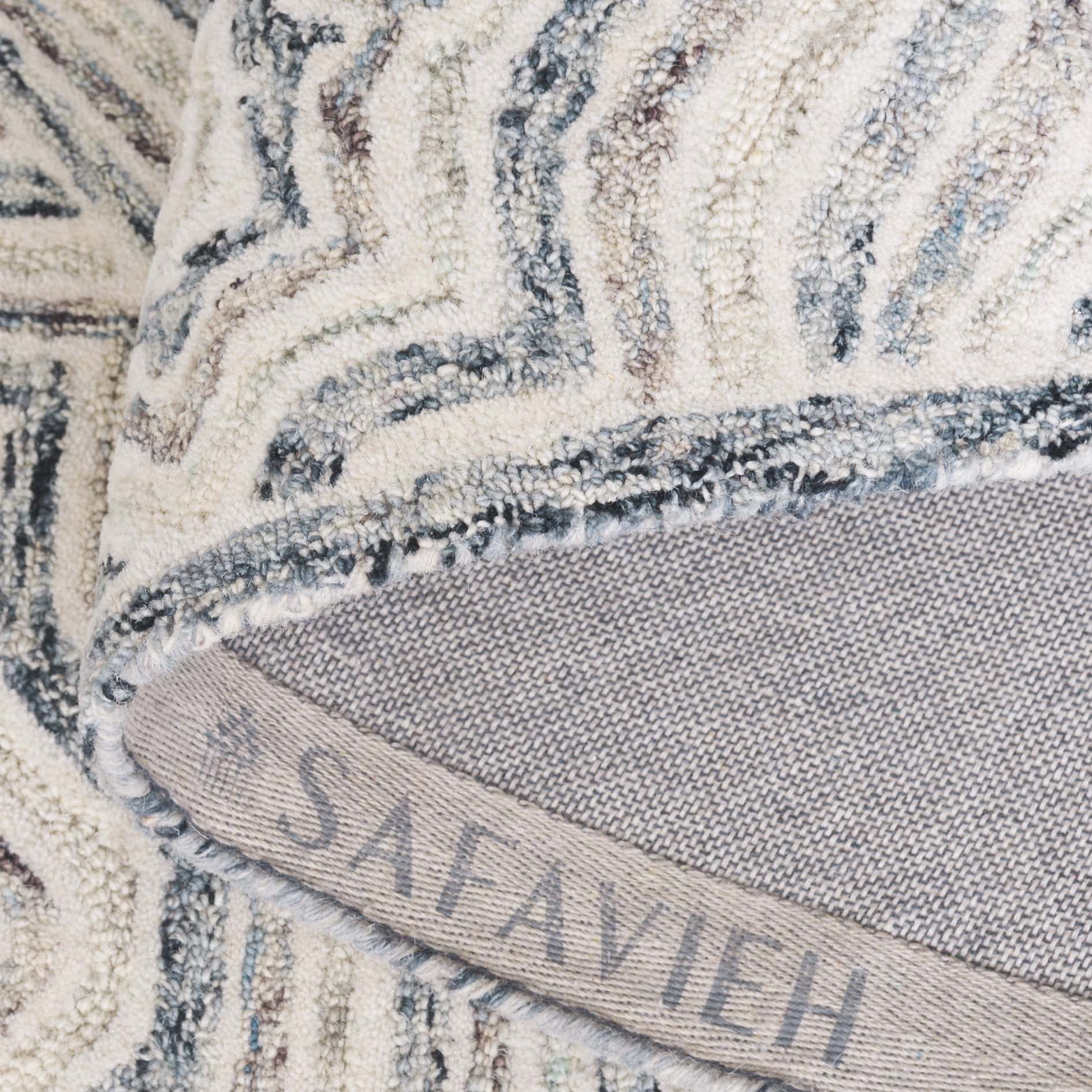 SAFAVIEH Capri Layla Geometric Wool Runner Rug, Beige/Blue, 2'3" x 9'