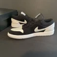 thumbnail image 3 of Ni - ke Ni - ke AIR JORDAN 1 LOW SE DIAMOND AJ1 - WHITE BLACK - MEN’S 9.5, 3 of 5