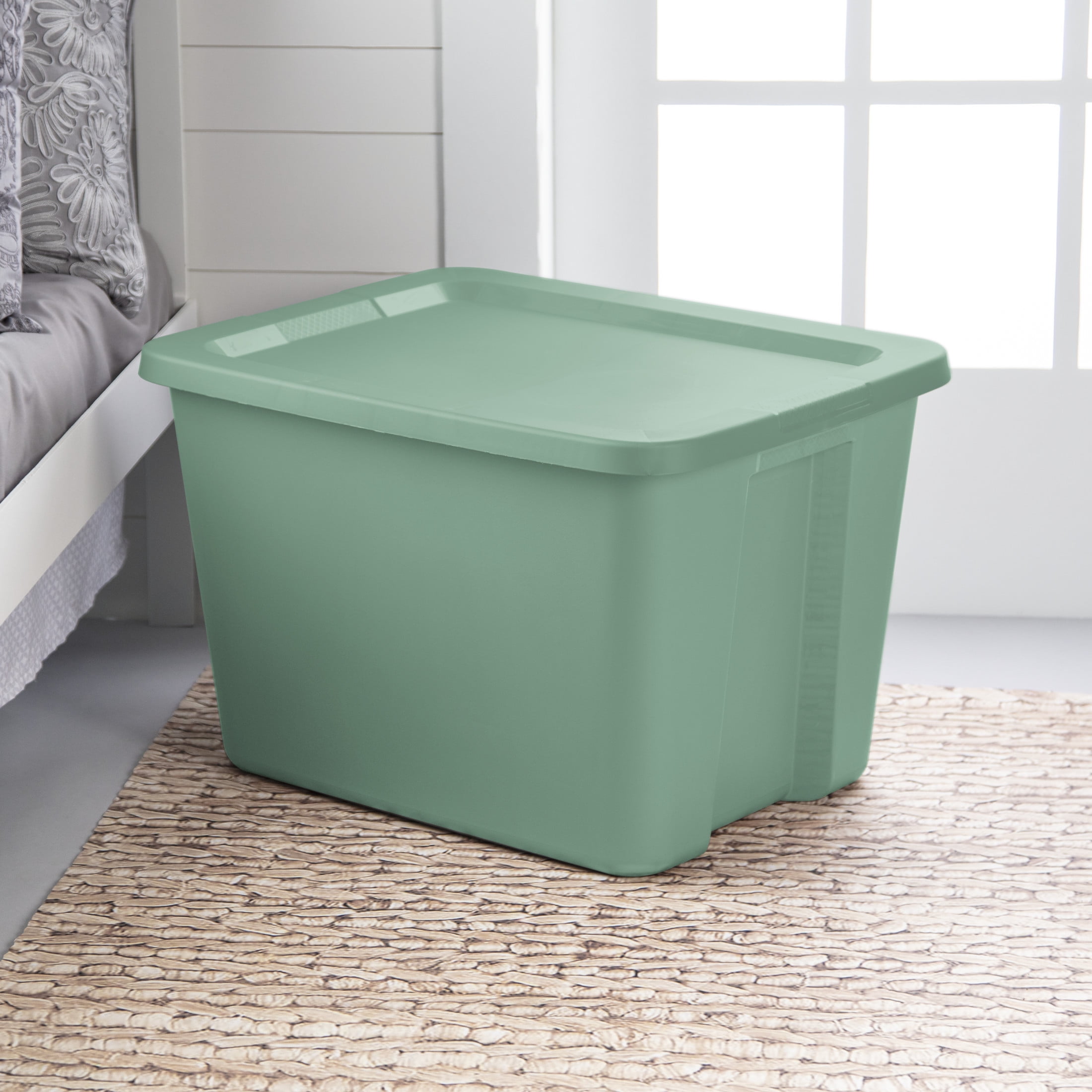 Sterilite Large Storage Bin, 18 Gallon Plastic Storage Container with SnapOn Lid, Light Green, Pack (图4)