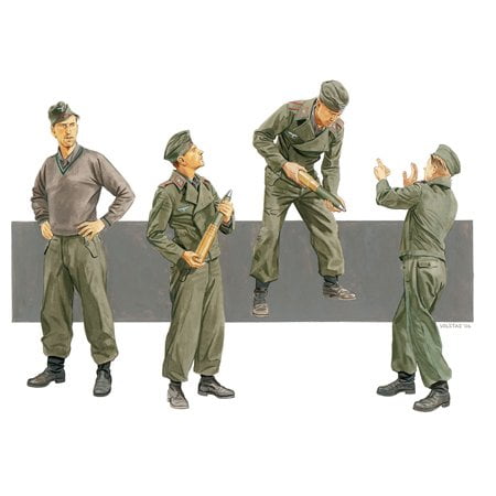 - Dragon Models Sturmgeschϋtze Crew Reloading Russia 1941 4 Figure Set (1/35 Scale)