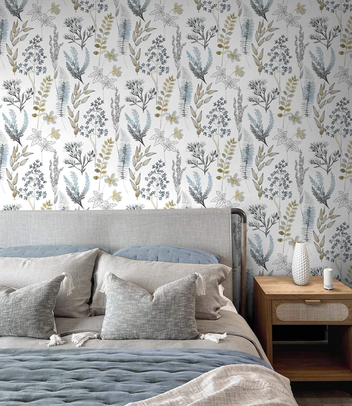 NextWall  Wild Garden Peel and Stick Wallpaper 20.5 in. W x 18 ft. L - Glacier Blue & Matte Brass