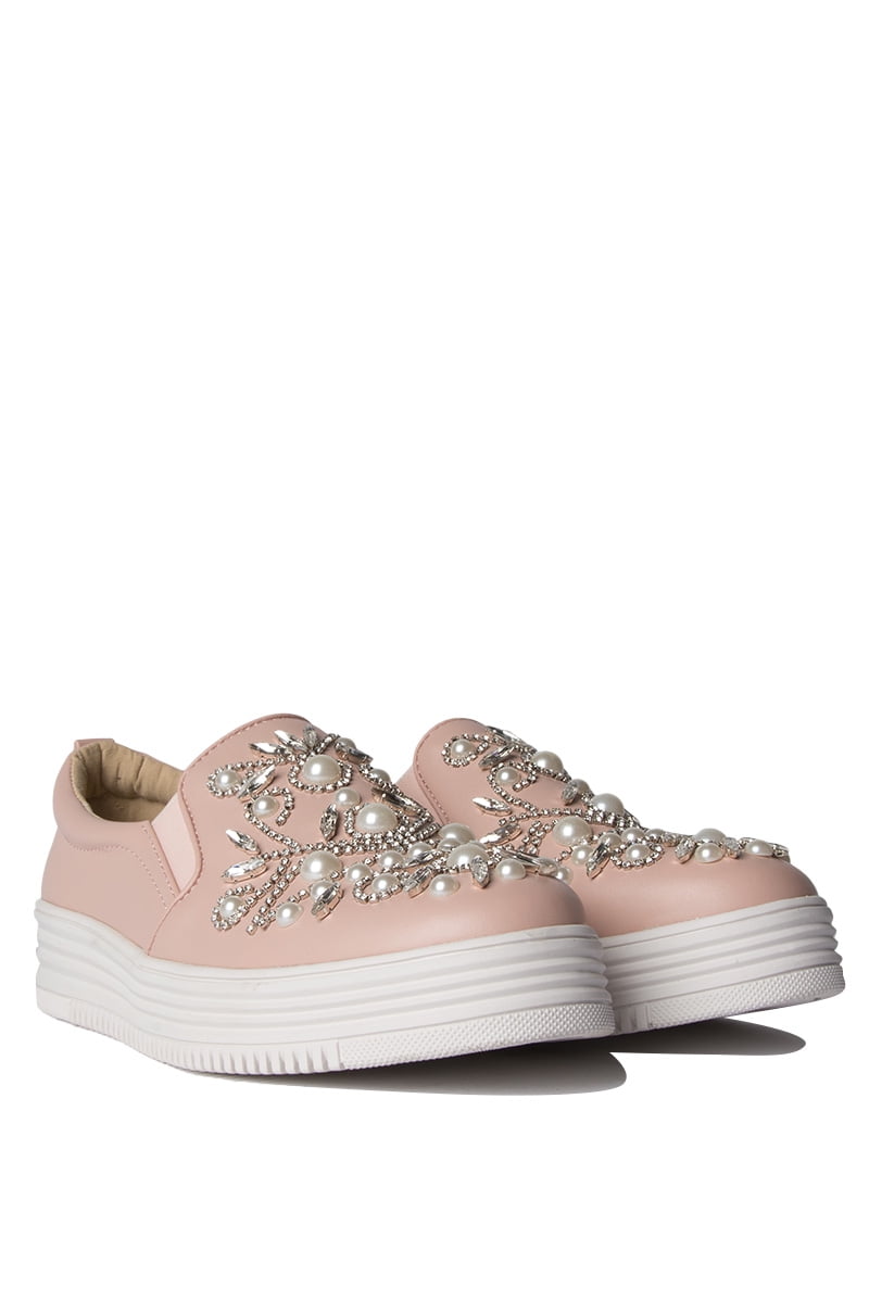 LINE ME UP JEWELED FLATFORM SNEAKER LINE ME UP JEWELED FLATFORM SNEAKER