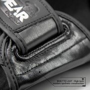 Pinnacle P4 Shin Guards - Black/Matte Black