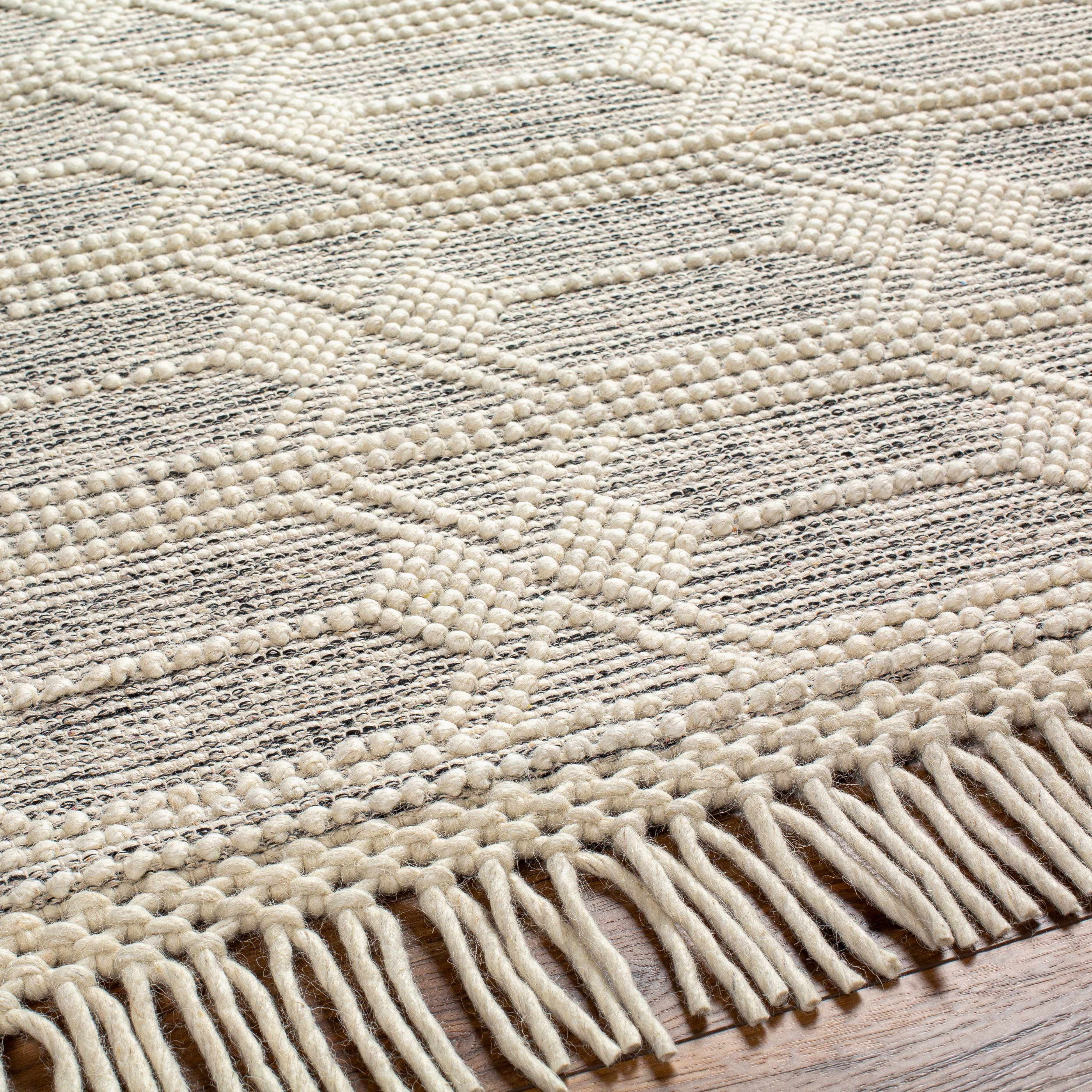 BoutiqueRugs Chars Traditional, Transitional Runner Rug - Ivory, Black - 2' x 5' Runner
