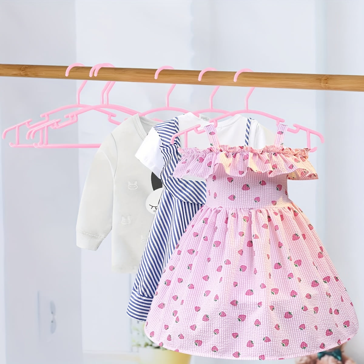 Plastic Pink Baby Clothes Clip Hanger, for Cloth Hanging