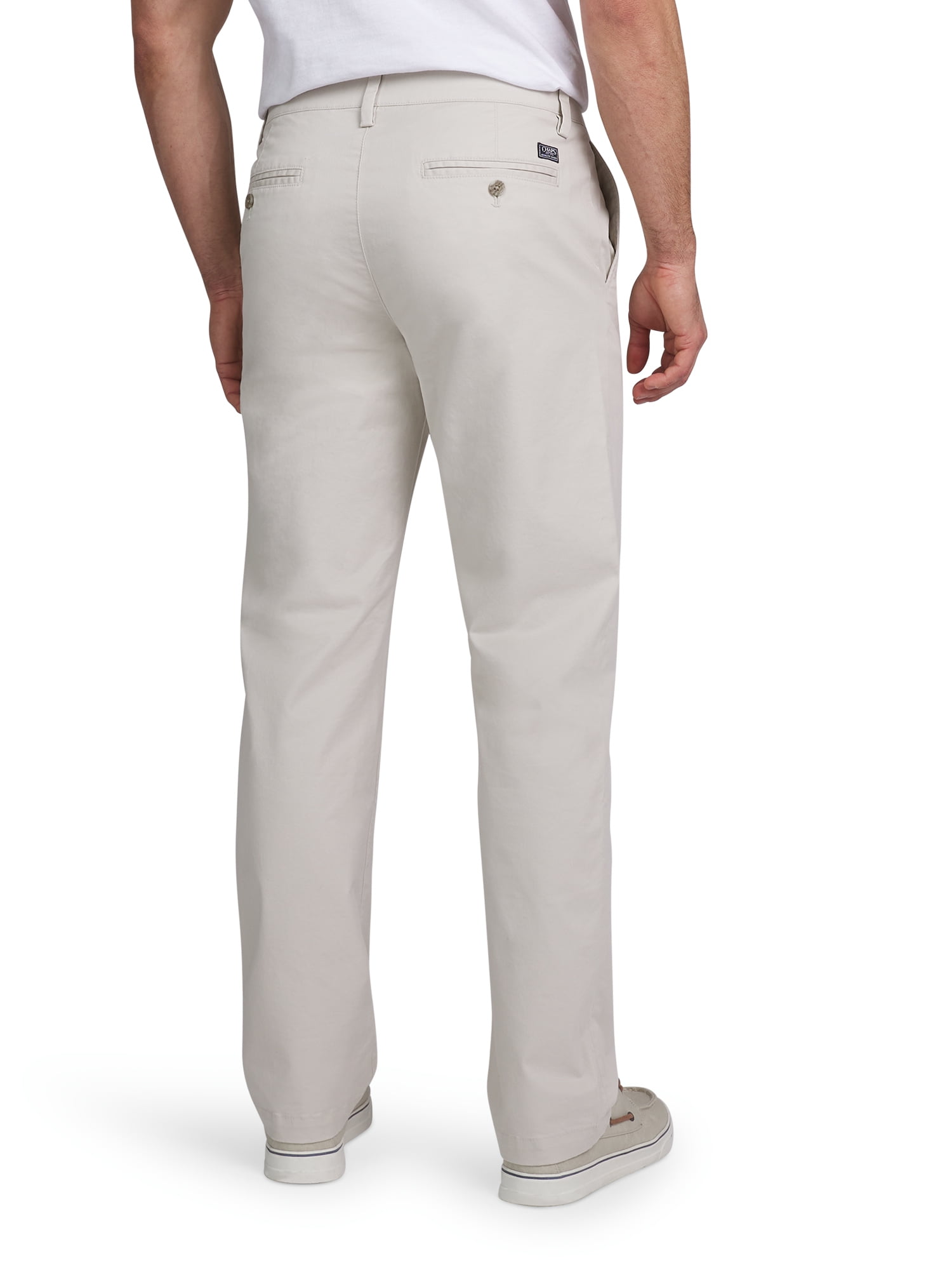 Chaps Men's & Big Men's Twill Chino Pant, Sizes 30-42, 32" Inseam