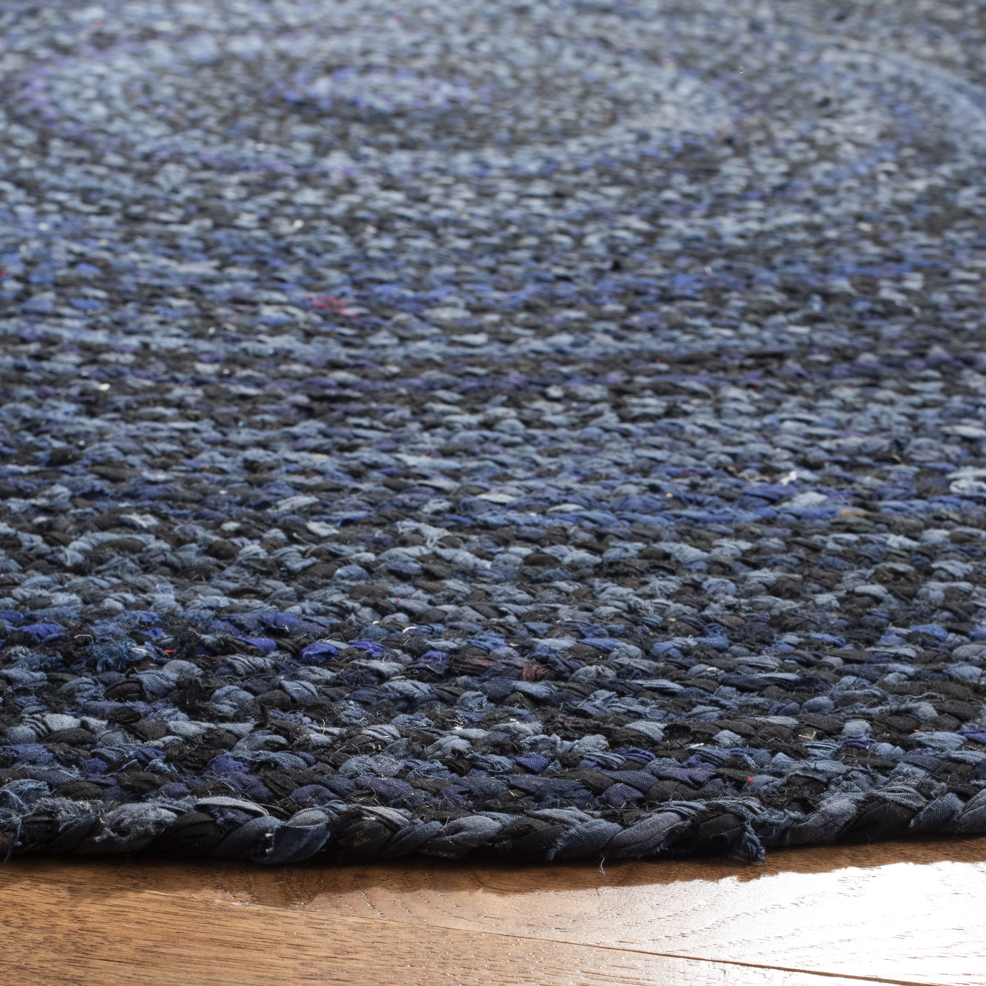 SAFAVIEH Braided Calvin Transitional Cotton Reversible Area Rug, Navy/Black, 8' x 8' Round