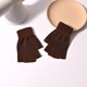 thumbnail image 3 of Guantes de medio dedo para hombres y mujeres con cinco dedos engrosados, cálidos, antideslizantes, para conducir, para estudiantes de otoño e invierno para mujeres, 3 of 4