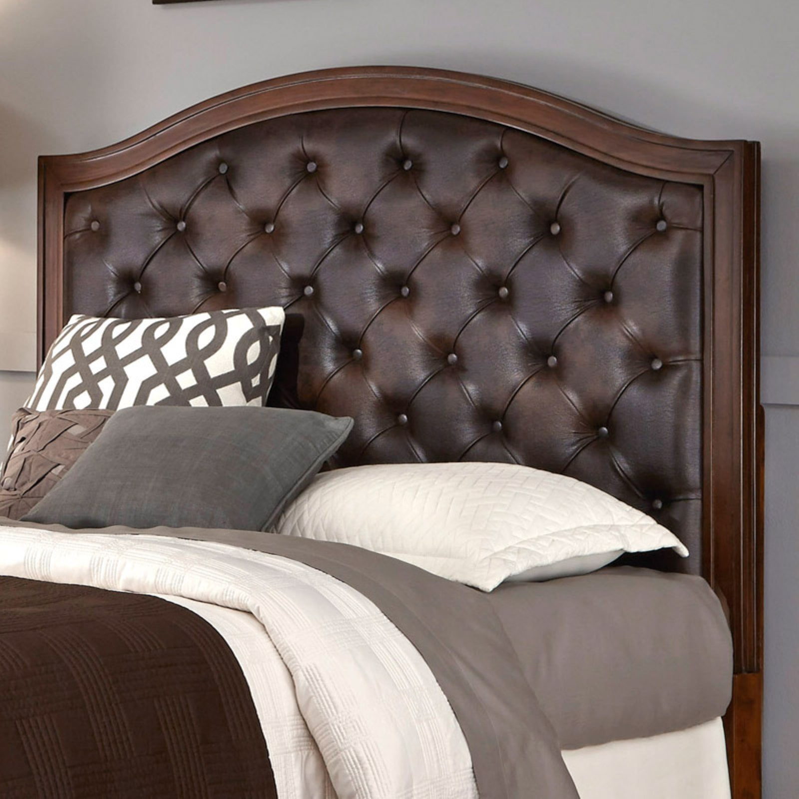 Duet King Tufted Diamond Camelback Bed, Brown Leather ...