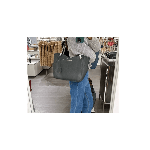 MICHAEL KORS 35F1GTVT3L Jet Set Large Saffiano Leather Shoulder Bag In Black