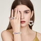 thumbnail image 5 of Kit de 320 cuentas para hacer joyas, cuentas acrílicas transparentes con forma de flor, cuentas de vidrio perlado para pulseras, collares y joyas., 5 of 6