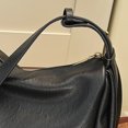 thumbnail image 2 of Bolso Almohada para Mujeres Con PU Cuero Viajar Por, 2 of 9