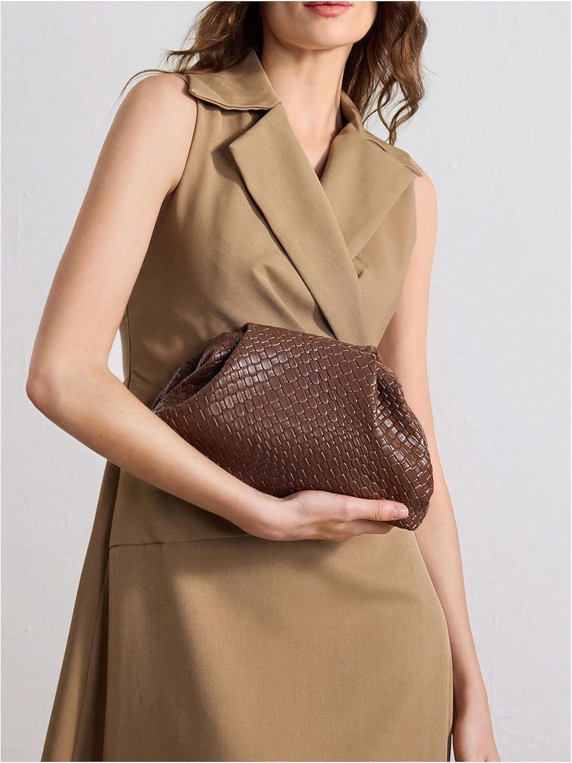 Women's Woven Evening Bag Dumpling Clutch Purse No Strap Handbags Elegant Faux PU Leather Clutch Bag | Woven, No Strap, Elegant, Faux PU Leather