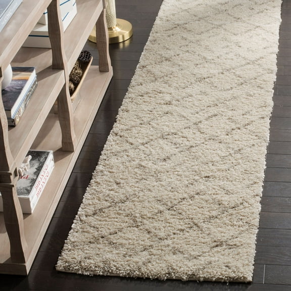 SAFAVIEH Arizona Zarif Geometric Shag Runner Rug, Ivory/Beige, 2'3" x 12'