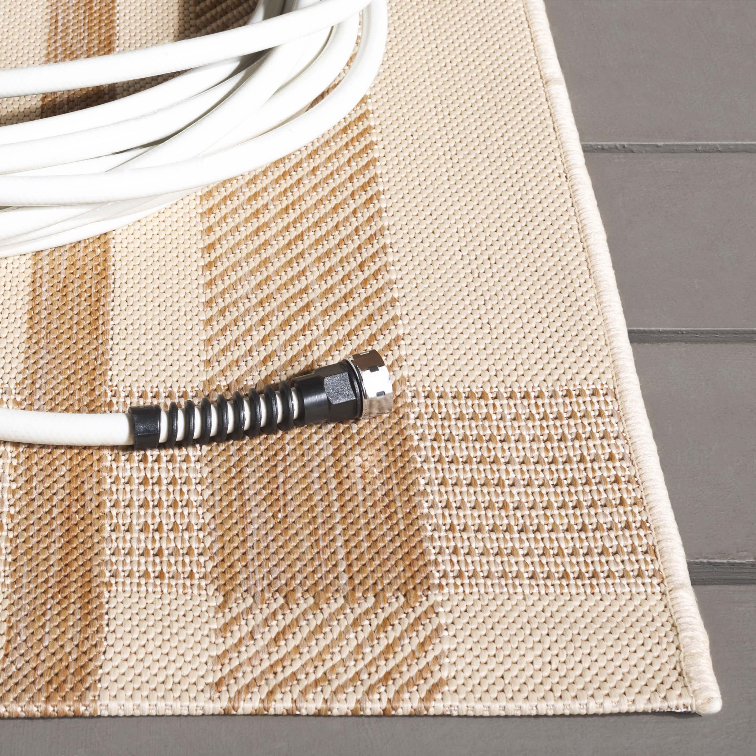 Safavieh Courtyard Benjamin Plaid Indoor/Outdoor Area Rug, Natural/Beige, 6' x 8'