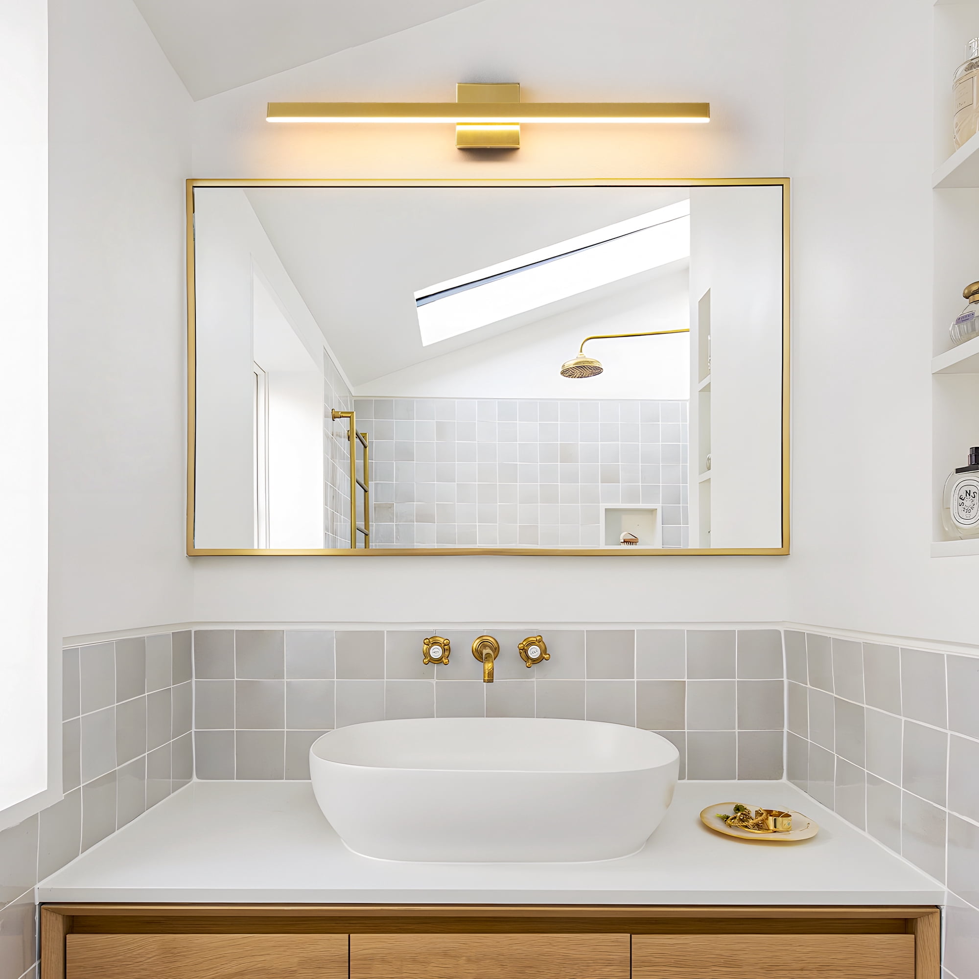 Minimalist Linear LED Modern Lighting Fixtures 32'' Bathroom Gold Vanity Light Dimmable Over Mirror Wall Sconce for Bathroom