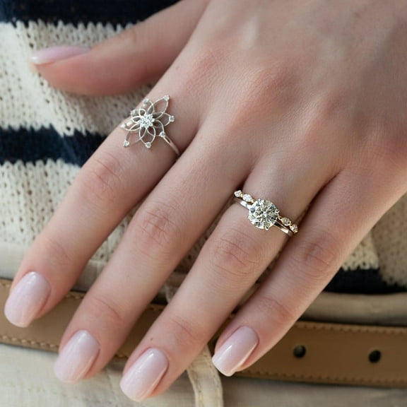 Solitaire Brilliance 2.3Ct Round Moissanite Solitaire Engagement Ring for Women 10k White Gold Ring Size 4