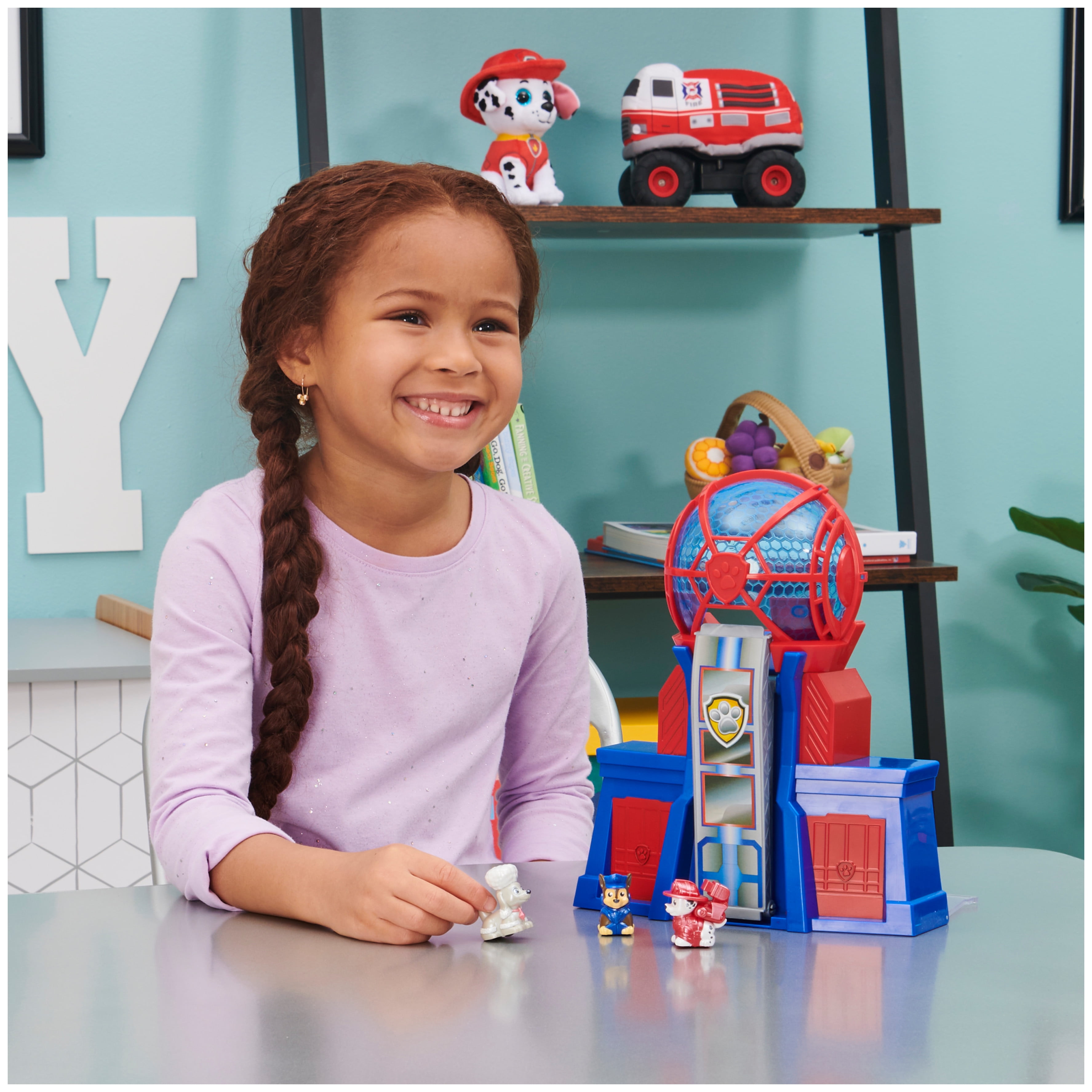 PAW Patrol, Micro Movers Movie City Tower with 3 Exclusive Toy 