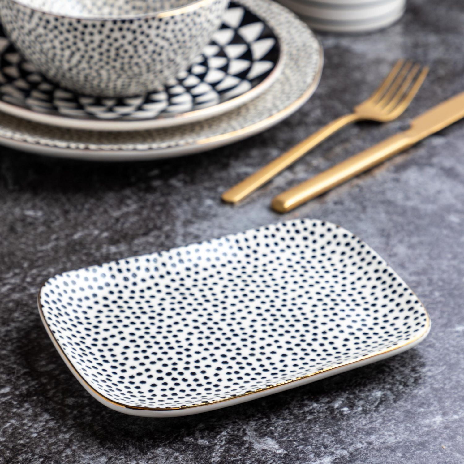 Thyme & Table Dot Appetizer Platter
