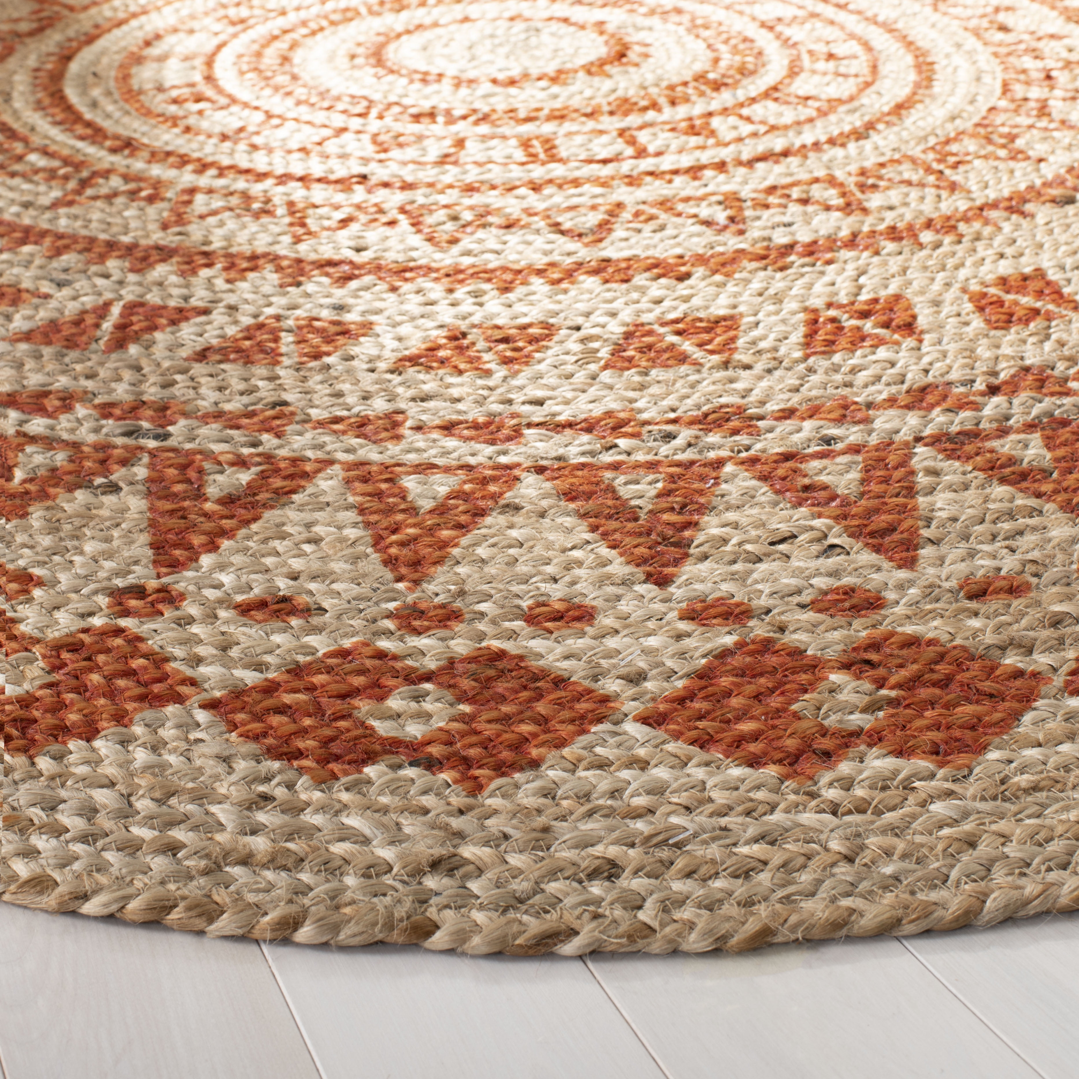 SAFAVIEH Natural Fiber Zoolander Geometric Jute Area Rug, Orange/Natural, 5' x 5' Round