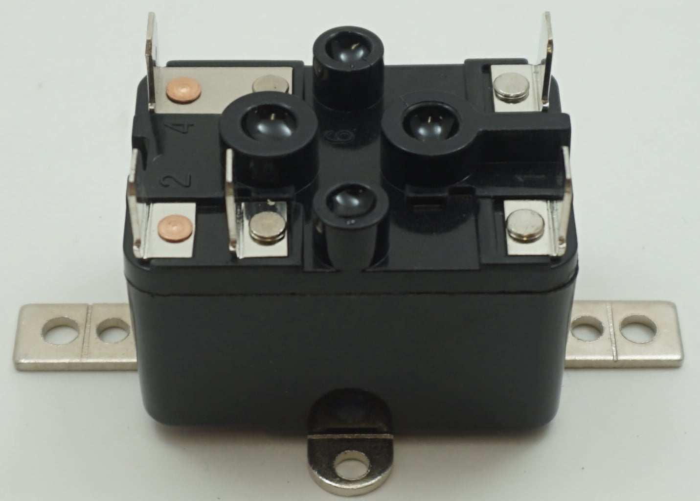 Packard SPDT Switching Fan Relay, 24 Coil Voltage, 18 Resistive Amps, PR370