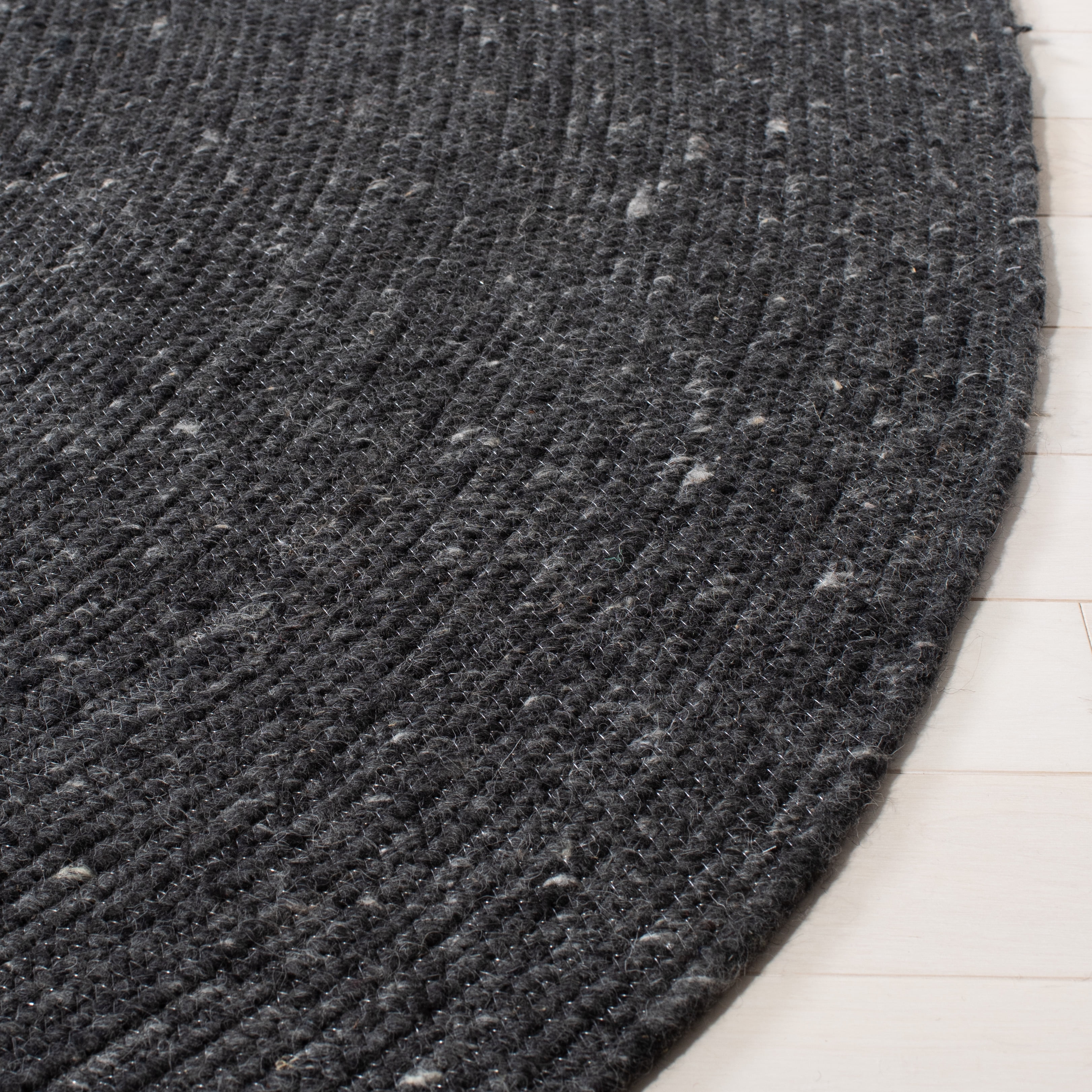 SAFAVIEH Braided Ronan Solid Reversible Area Rug, Black, 5' x 7' Oval