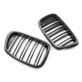 thumbnail image 4 of Juego de 2 parrillas delanteras Marco de fibra de carbono Negro brillante con listones dobles, 4 of 7