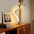 thumbnail image 3 of Lámpara de mesa en espiral, lámpara de escritorio LED curva, luz blanca cálida de 6 W con cable de 1,5 m, 3 of 5