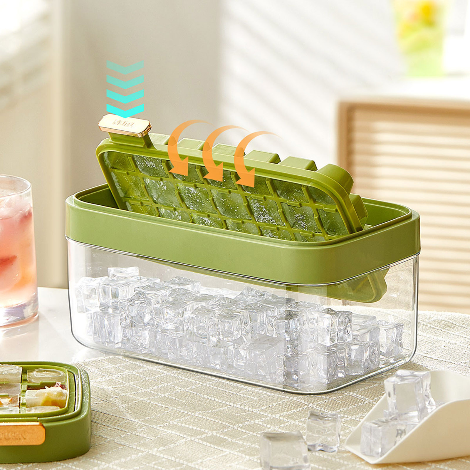 Ice Cube Trays With LId And Box Easy Release Ice Trays For Freezer 1 Pack Ice Cube 28 Pcs Ice Cube Tray Large Capacity Ice Tray Holder Includes Ice Spoon For Whiskey Cocktail High-quality