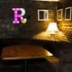 thumbnail image 5 of Letrero luminoso LED con letras y control remoto: 16 colores cambiantes para decoración de paredes de fiestas, bodas y bares en casa., 5 of 6