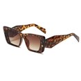 thumbnail image 1 of 2022 Nouvelles Lunettes de Soleil Tendance de Luxe Lunettes de Vue Monture Mode Rue, 1 of 1